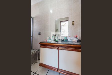 Casa para alugar com 130m², 3 quartos e 3 vagas Casa para alugar com 130m², 3 quartos e 3 vagasBanheiro 2