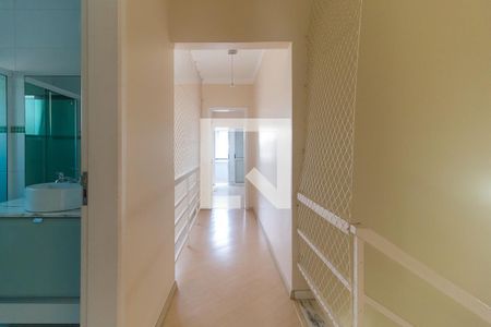 Corredor de casa de condomínio para alugar com 3 quartos, 160m² em Vila Oliveira, Mogi das Cruzes