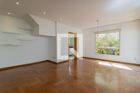 Sala de casa de condomínio à venda com 4 quartos, 181m² em Jardim Vitória Régia, São Paulo
