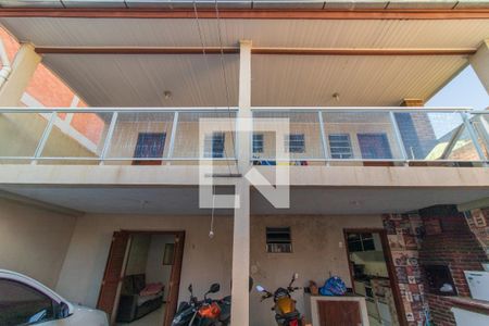 Casa à venda com 200m², 2 quartos e 5 vagas Casa à venda com 200m², 2 quartos e 5 vagasÁrea externa