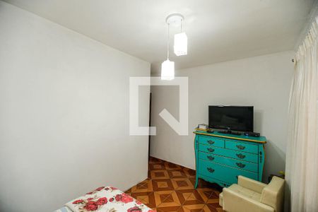 Casa à venda com 100m², 5 quartos e 7 vagas Casa à venda com 100m², 5 quartos e 7 vagasSuíte