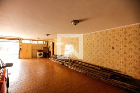 Casa à venda com 100m², 5 quartos e 7 vagas Casa à venda com 100m², 5 quartos e 7 vagasGaragem