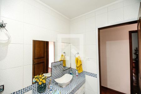 Casa à venda com 100m², 5 quartos e 7 vagas Casa à venda com 100m², 5 quartos e 7 vagasBanheiro