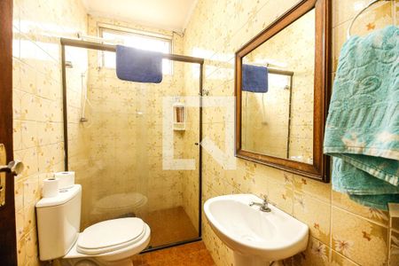 Casa à venda com 100m², 5 quartos e 7 vagas Casa à venda com 100m², 5 quartos e 7 vagasBanheiro 2