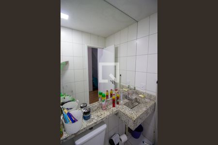 Banheiro de apartamento à venda com 1 quarto, 25m² em Vila Campanela, São Paulo