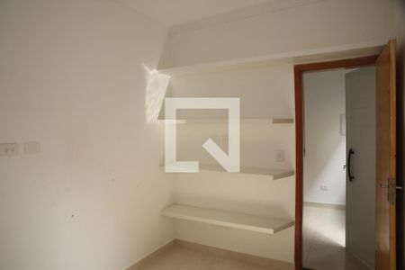 Quarto 1 de casa para alugar com 2 quartos, 45m² em Vila Tupi, Praia Grande