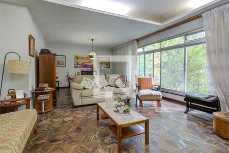 Casa à venda com 4 quartos, 340m² em Jardim Santo Amaro, São Paulo