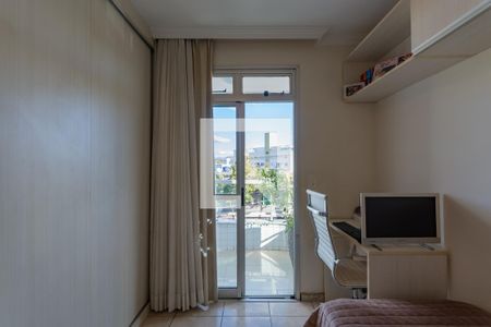 Quarto 1 de apartamento à venda com 3 quartos, 130m² em Vila Cloris, Belo Horizonte