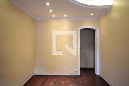 Sala de casa para alugar com 3 quartos, 150m² em Rio Branco, Belo Horizonte