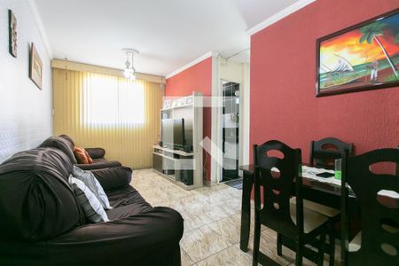Sala de apartamento à venda com 2 quartos, 56m² em Vila Carmosina, São Paulo