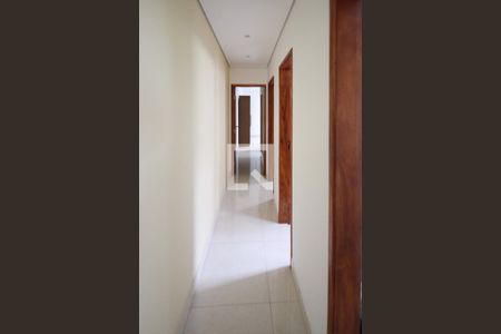 Corredor de casa de condomínio à venda com 2 quartos, 70m² em Jardim Tietê, São Paulo