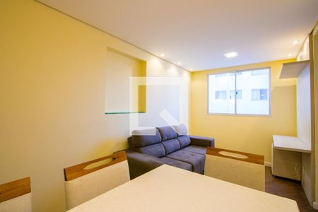 Sala de apartamento para alugar com 2 quartos, 48m² em Vila Homero Thon, Santo André