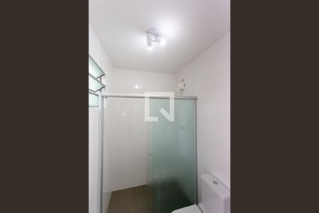 Banheiro de kitnet/studio para alugar com 1 quarto, 26m² em Vila da Saúde, São Paulo