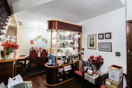 Sala de casa para alugar com 3 quartos, 300m² em Centro, Nilópolis