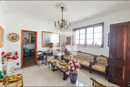 Sala de casa para alugar com 3 quartos, 799m² em Pé Pequeno, Niterói