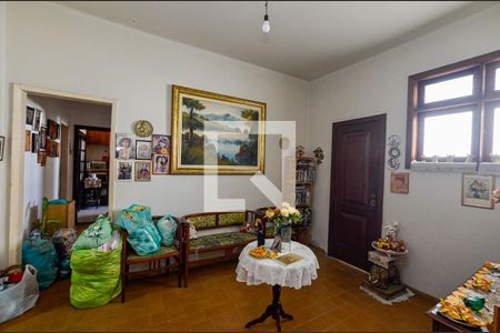 Sala de casa para alugar com 3 quartos, 799m² em Pé Pequeno, Niterói