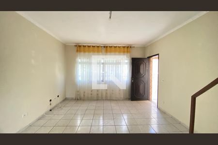 Sala  de casa para alugar com 4 quartos, 200m² em Vila Oratorio, São Paulo