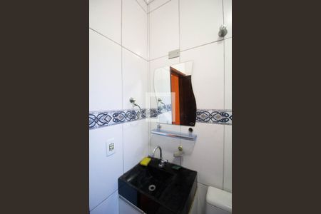 Banheiro da Suíte de casa à venda com 3 quartos, 140m² em Vila Taquari, São Paulo