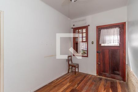 Sala de casa à venda com 2 quartos, 57m² em Auxiliadora, Porto Alegre