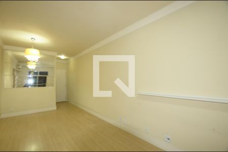 Sala de apartamento para alugar com 2 quartos, 70m² em Praça Seca, Rio de Janeiro