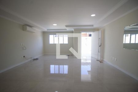 Sala de casa à venda com 5 quartos, 360m² em Vargem Pequena, Rio de Janeiro