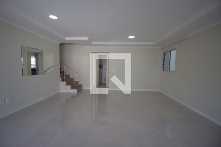 Sala de casa à venda com 5 quartos, 360m² em Vargem Pequena, Rio de Janeiro