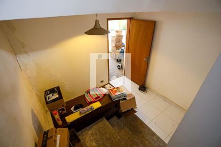 Casa de condomínio para alugar com 250m², 4 quartos e 4 vagas Casa de condomínio para alugar com 250m², 4 quartos e 4 vagasHall de entrada da garagem