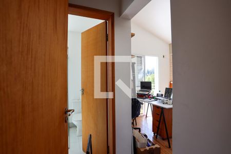 Casa de condomínio para alugar com 250m², 4 quartos e 4 vagas Casa de condomínio para alugar com 250m², 4 quartos e 4 vagasEntrada da suíte 2