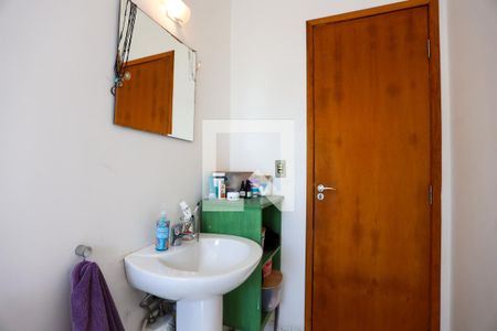 Casa de condomínio para alugar com 250m², 4 quartos e 4 vagas Casa de condomínio para alugar com 250m², 4 quartos e 4 vagasBanheiro social - detalhes