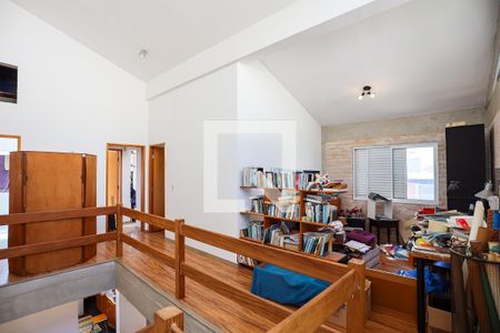 Casa de condomínio para alugar com 250m², 4 quartos e 4 vagas Casa de condomínio para alugar com 250m², 4 quartos e 4 vagasHall dos quartos