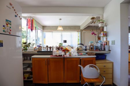 Casa de condomínio para alugar com 250m², 4 quartos e 4 vagas Casa de condomínio para alugar com 250m², 4 quartos e 4 vagasCozinha