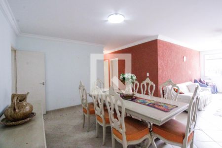 Apartamento para alugar com 120m², 3 quartos e 1 vagaSala