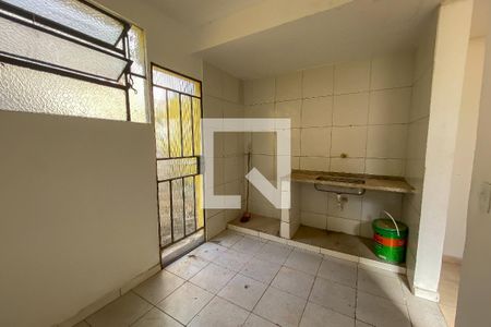 Cozinha de casa para alugar com 2 quartos, 70m² em Alto Caiçaras, Belo Horizonte