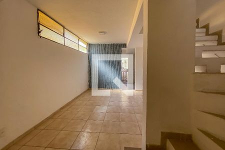 Sala de casa para alugar com 2 quartos, 70m² em Alto Caiçaras, Belo Horizonte