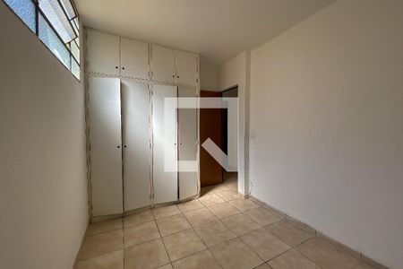 Quarto 1 de casa para alugar com 2 quartos, 70m² em Alto Caiçaras, Belo Horizonte