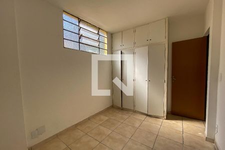 Quarto 1 de casa para alugar com 2 quartos, 70m² em Alto Caiçaras, Belo Horizonte