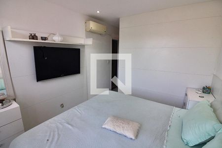 Suite de casa de condomínio à venda com 5 quartos, 180m² em Vargem Pequena, Rio de Janeiro