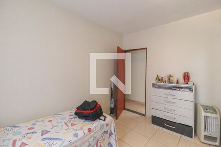 Casa à venda com 260m², 4 quartos e 3 vagas Casa à venda com 260m², 4 quartos e 3 vagasQuarto 2