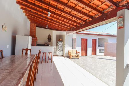 Casa à venda com 260m², 4 quartos e 3 vagas Casa à venda com 260m², 4 quartos e 3 vagasÁrea gourmet