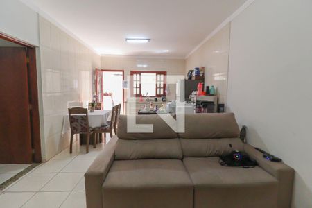 Casa à venda com 260m², 4 quartos e 3 vagas Casa à venda com 260m², 4 quartos e 3 vagasEdícula