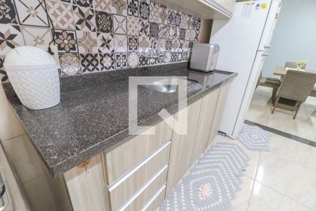 Casa à venda com 260m², 4 quartos e 3 vagas Casa à venda com 260m², 4 quartos e 3 vagasCozinha