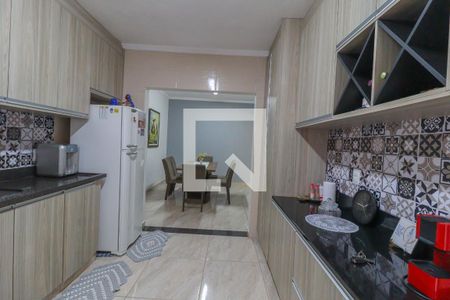 Casa à venda com 260m², 4 quartos e 3 vagas Casa à venda com 260m², 4 quartos e 3 vagasCozinha
