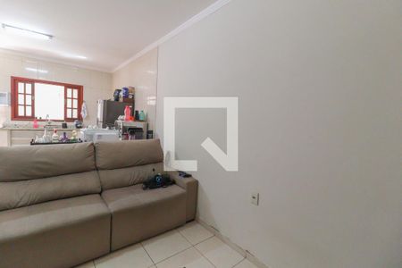 Casa à venda com 260m², 4 quartos e 3 vagas Casa à venda com 260m², 4 quartos e 3 vagasEdícula