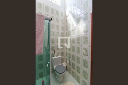 Casa à venda com 260m², 4 quartos e 3 vagas Casa à venda com 260m², 4 quartos e 3 vagasSuíte