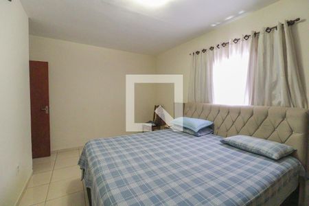 Casa à venda com 260m², 4 quartos e 3 vagas Casa à venda com 260m², 4 quartos e 3 vagasQuarto 1