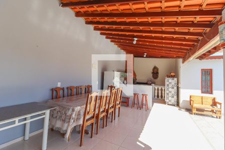 Casa à venda com 260m², 4 quartos e 3 vagas Casa à venda com 260m², 4 quartos e 3 vagasÁrea gourmet