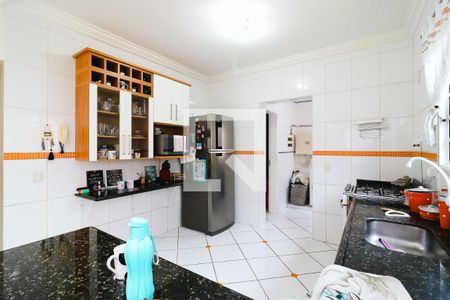 Casa à venda com 250m², 3 quartos e 2 vagas Casa à venda com 250m², 3 quartos e 2 vagasCozinha