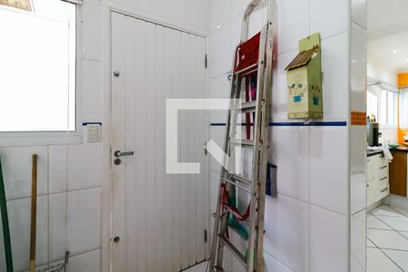 Casa à venda com 250m², 3 quartos e 2 vagas Casa à venda com 250m², 3 quartos e 2 vagasÁrea de Serviço