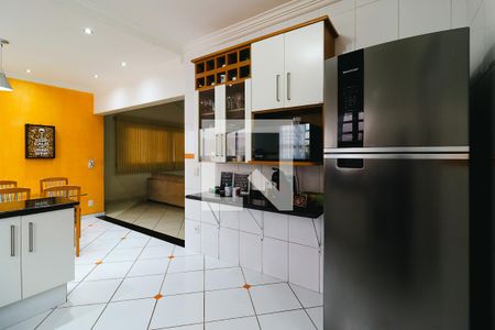 Casa à venda com 250m², 3 quartos e 2 vagas Casa à venda com 250m², 3 quartos e 2 vagasCozinha