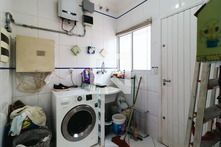 Casa à venda com 250m², 3 quartos e 2 vagas Casa à venda com 250m², 3 quartos e 2 vagasÁrea de Serviço